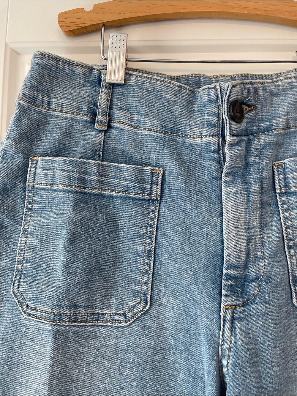 bagatelle Light Wash Wide-Leg Jeans - Picture 2 of 8